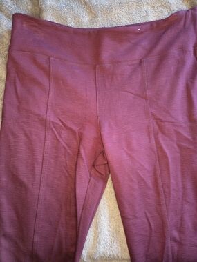 Mudd High-Waist Burgundy Leggings
